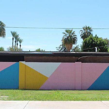 Newly Remodeled Midcentury Pink Flamingo Casa Villa Phoenix Buitenkant foto