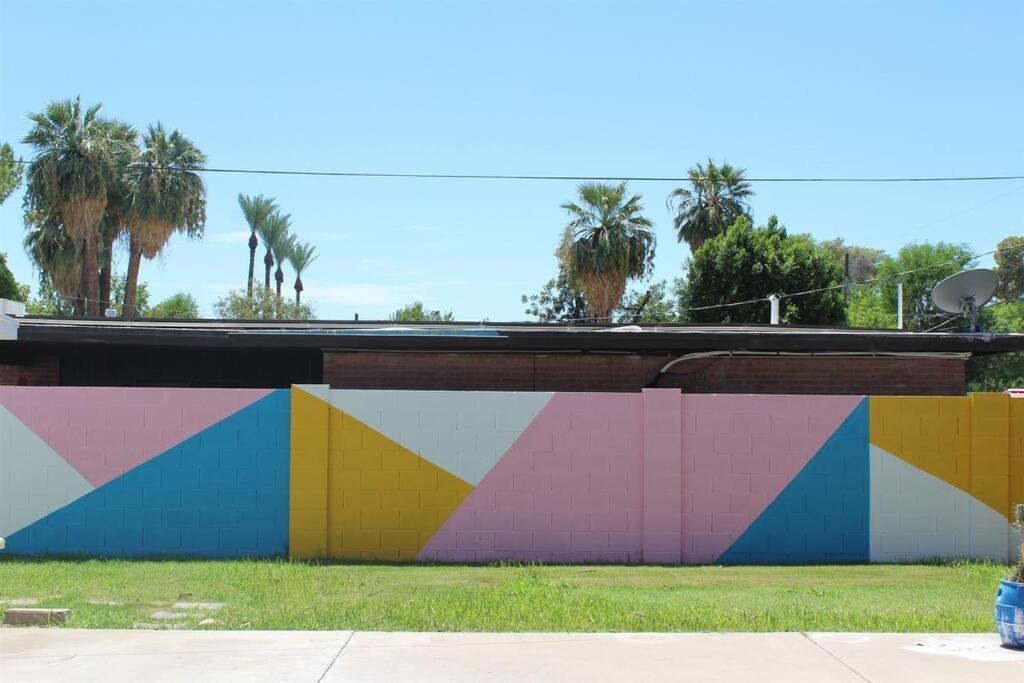 Newly Remodeled Midcentury Pink Flamingo Casa Villa Phoenix Buitenkant foto